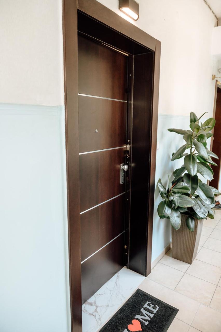 The Clock House Apartment เวเรีย ภายนอก รูปภาพ
